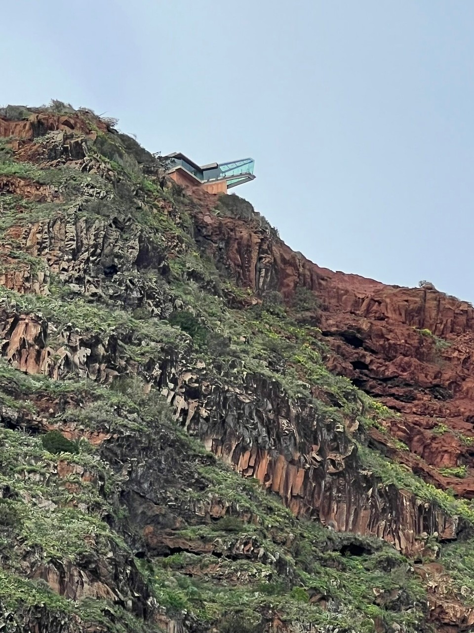 Spanien - San Sebastián de La Gomera - Zu dieser Plattform fahren wir gleich 
