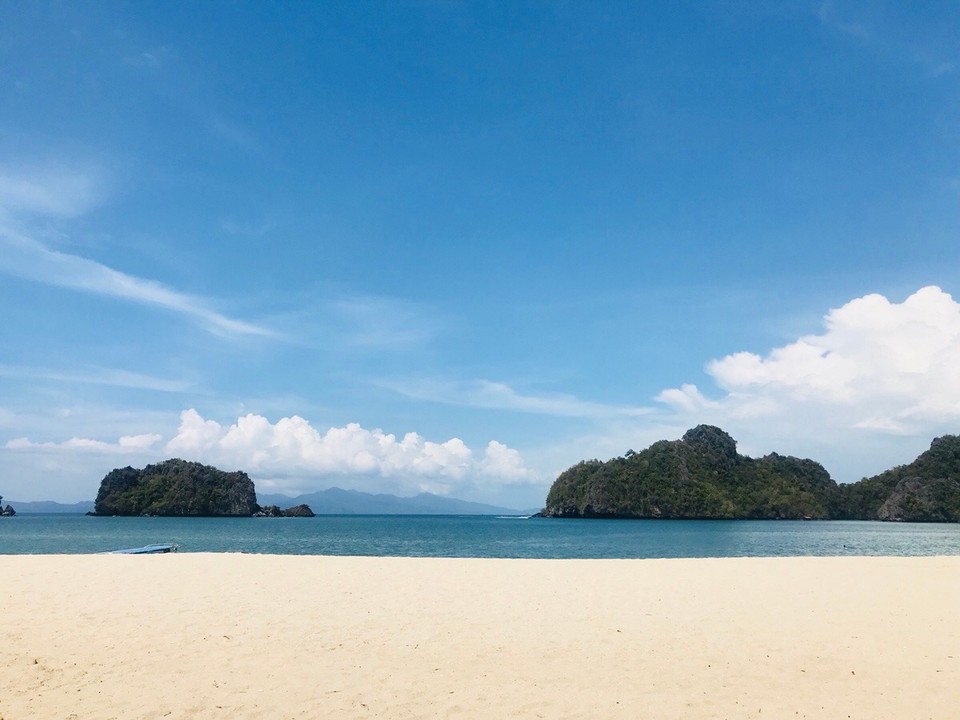 Malaysia -  - Tanjung Rhu Beach 🏖 

Die Ruhe vor dem Sturm 🔜