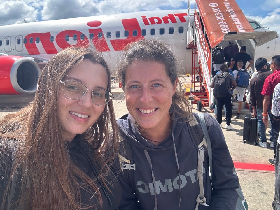 Nepal - Kathmandu - Mit Natalia (Brasilien) gehts in den Flieger