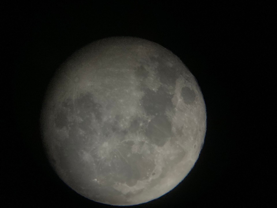 Neuseeland - Lake Tekapo - Supermond und Blaumond (super nah an der Erde und der zweite Vollmond in einem Monat, hat also nichts mit der Farbe zu tun 😉)