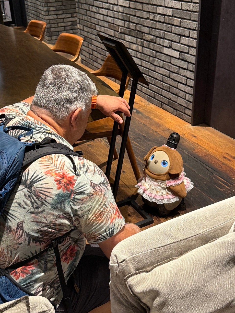 Japan - Chiyoda - Wer ist denn diese kleine Dame?