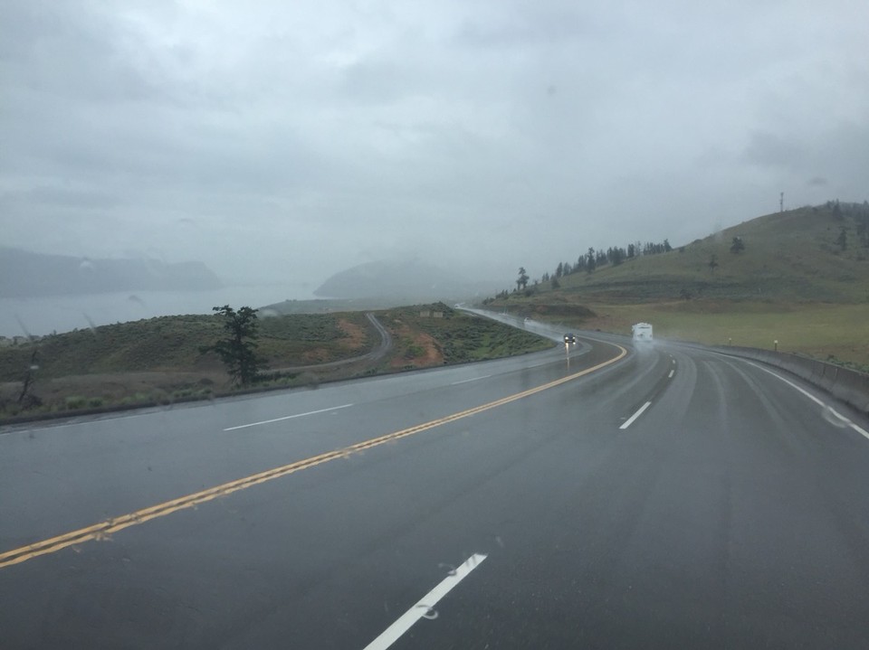 Canada - Clearwater - Mist en regen op de Canadese wegen.