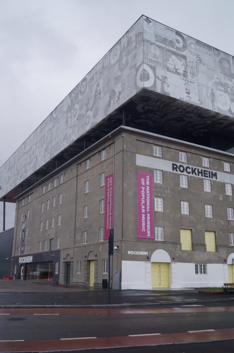 Norwegen - Trondheim - Für Rockfans, genial.