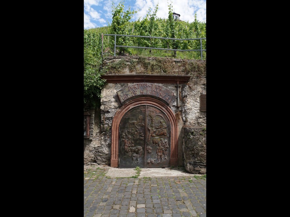 Deutschland - Bernkastel-Kues - Weinkeller