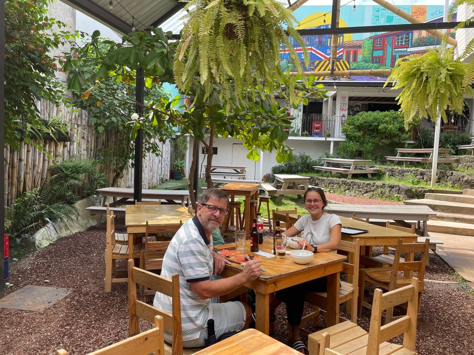 Costa Rica - San José - … und haben in einem Mercadito geluncht 🥣 