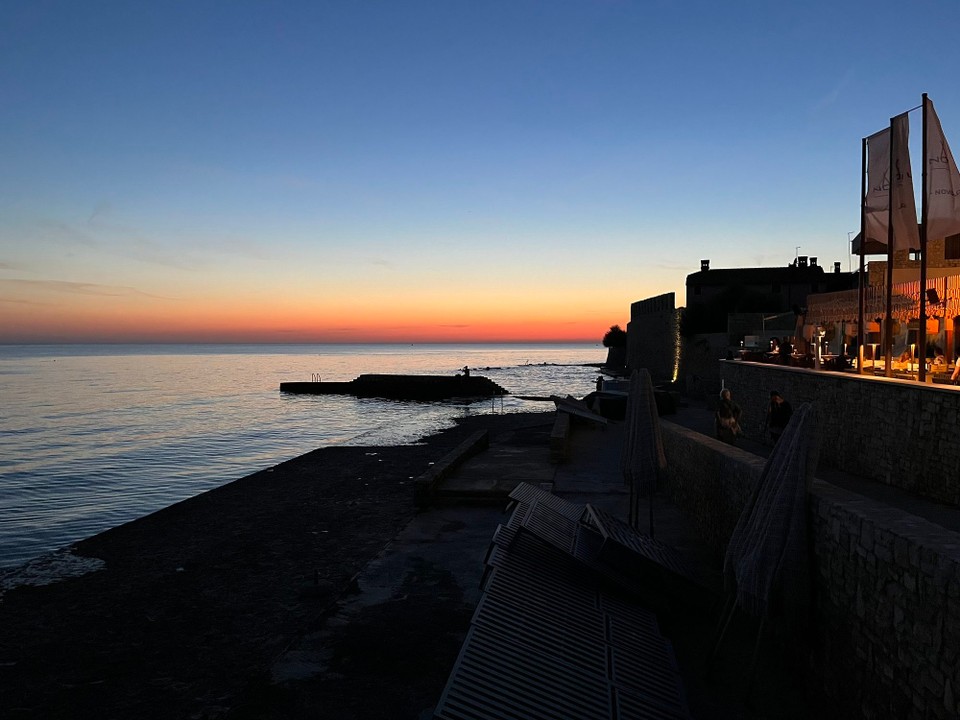 Kroatien - Pula - Sonnenuntergang Novigrad