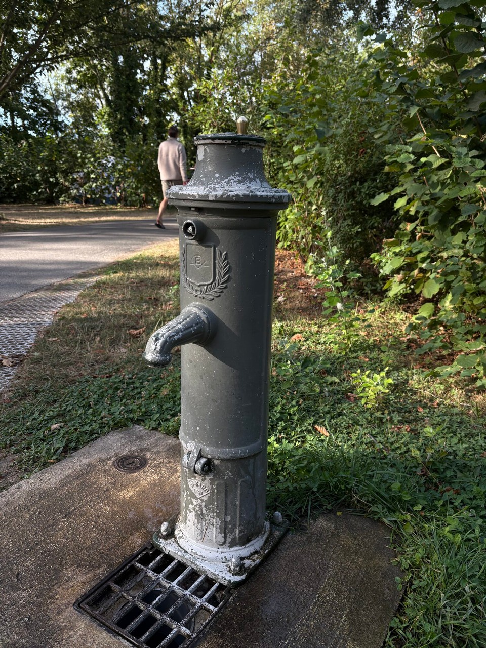 Frankreich - Chelles - Viele eigene kleinen Brunnen