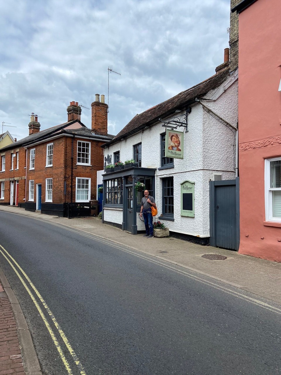 United Kingdom - Woodbridge - Our favourite little pub wasn’t open for a quick beer.