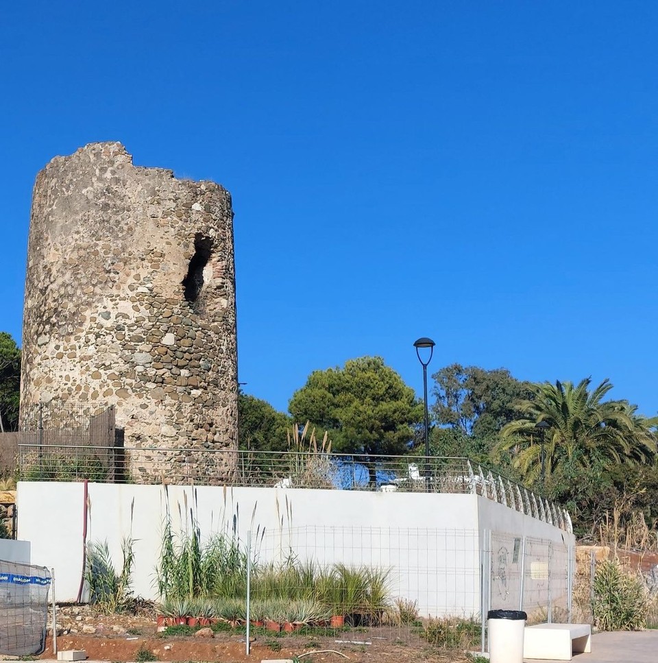 Spanien - Estepona - Wachtürme findet man überall,