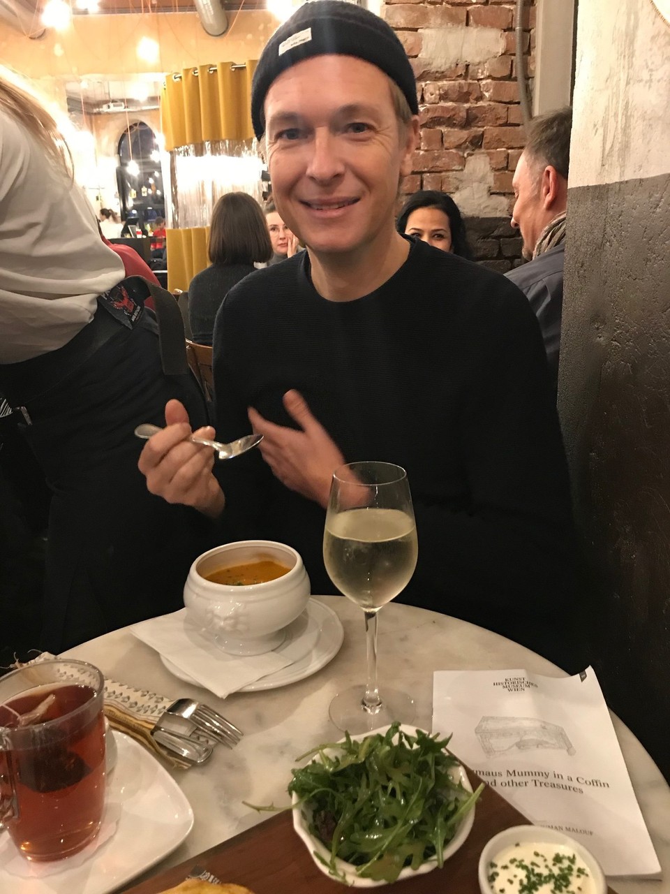 Österreich - Wien - Eine warme Linsensuppe ist genau das richtige, wenn man fiert und komplett durchnässt ist 😄