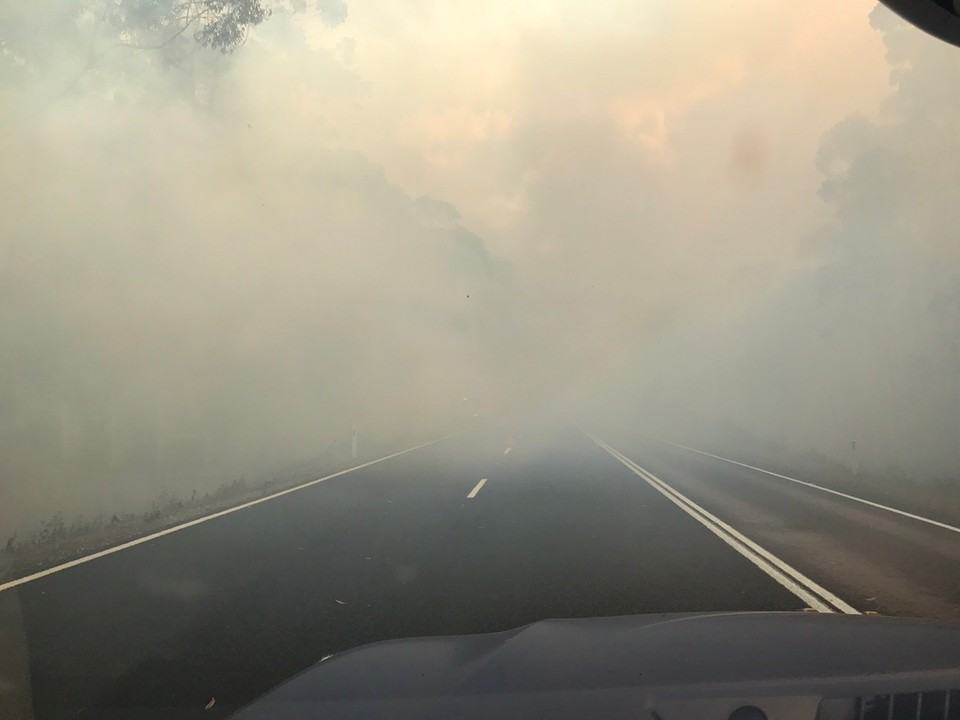 Australia - Lakes Entrance - Drove thru bushfire burning on way to Lakes Entrance 🔥🔥