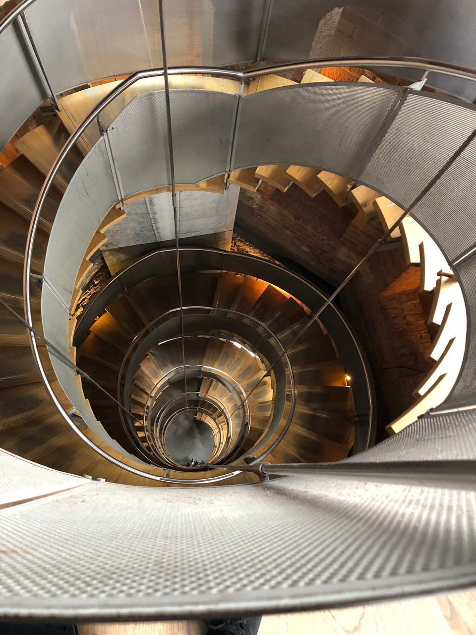 Vereinigtes Königreich - Glasgow - Im Lighthouse eben oben angekommen. Ja diese Wendeltreppe habe ich erfolgreich bezwungen.