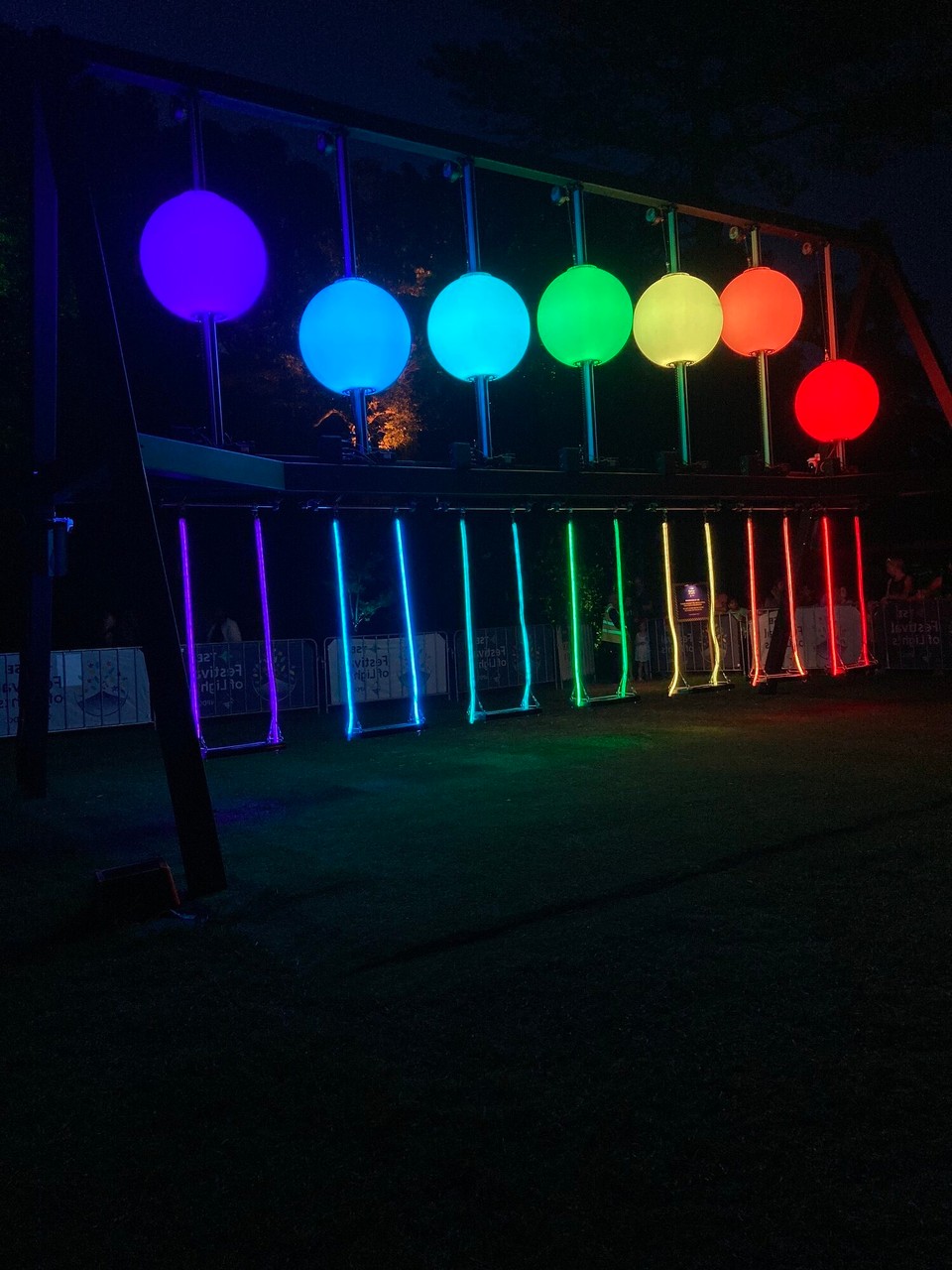 Neuseeland - New Plymouth - Die Schlange zum Schaukeln war leider ziemlich lang 😕🫣 aber cool sah es trotzdem aus!