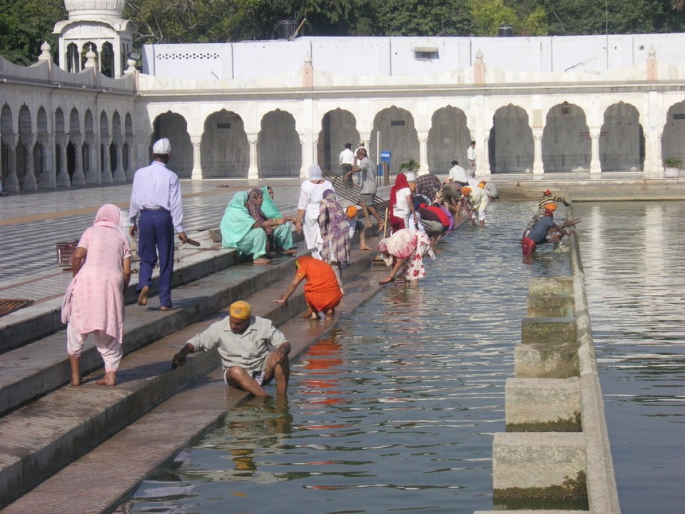Indien - Neu Delhi - Heilige Waschungen