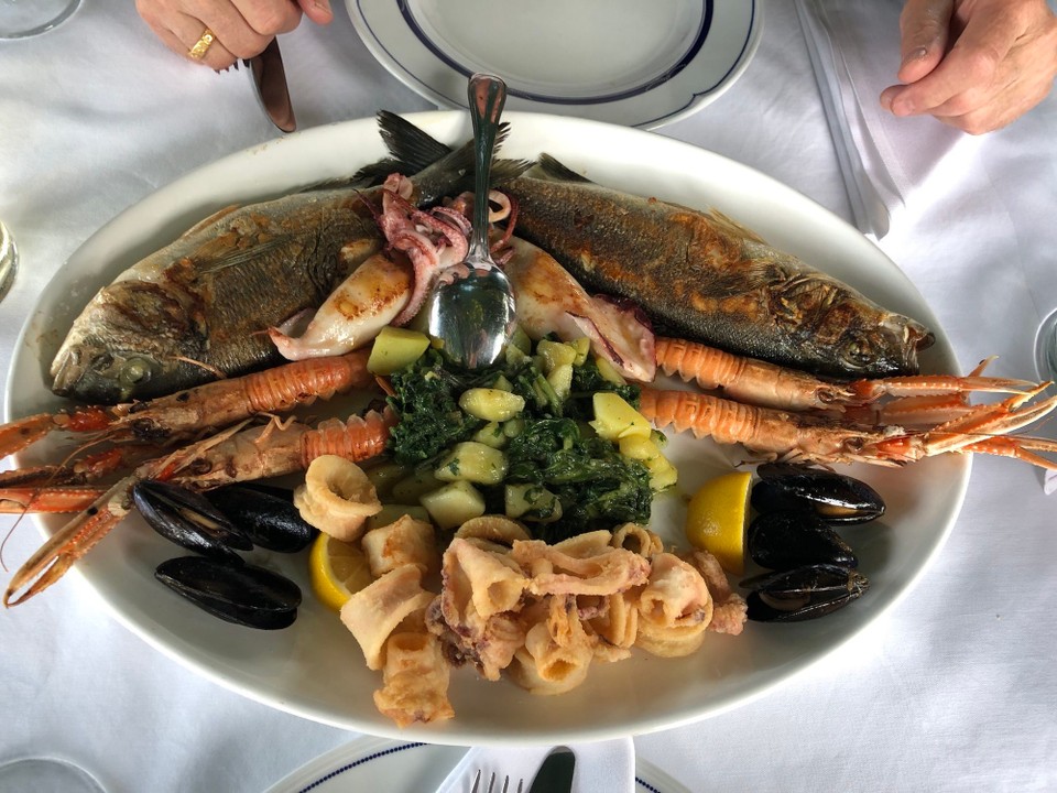 Kroatien - Labin - Fischplatte Kukci Marina Restaurant