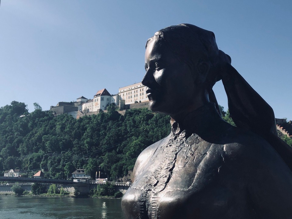 Deutschland - Passau - Skulptur an den 3 Flüssen Passau