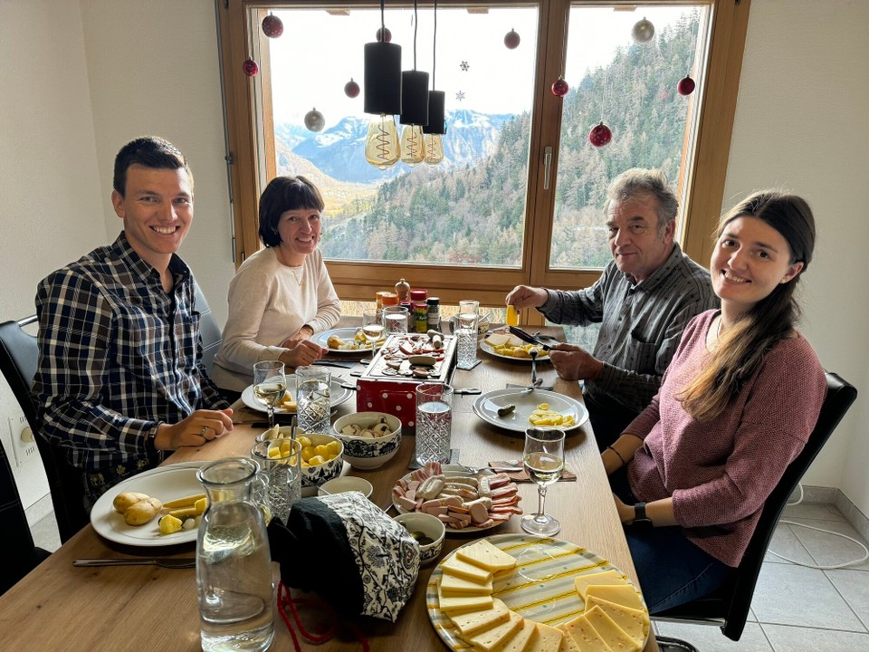 Schweiz - Pfäfers - Endli widramol a feins Raclette😃