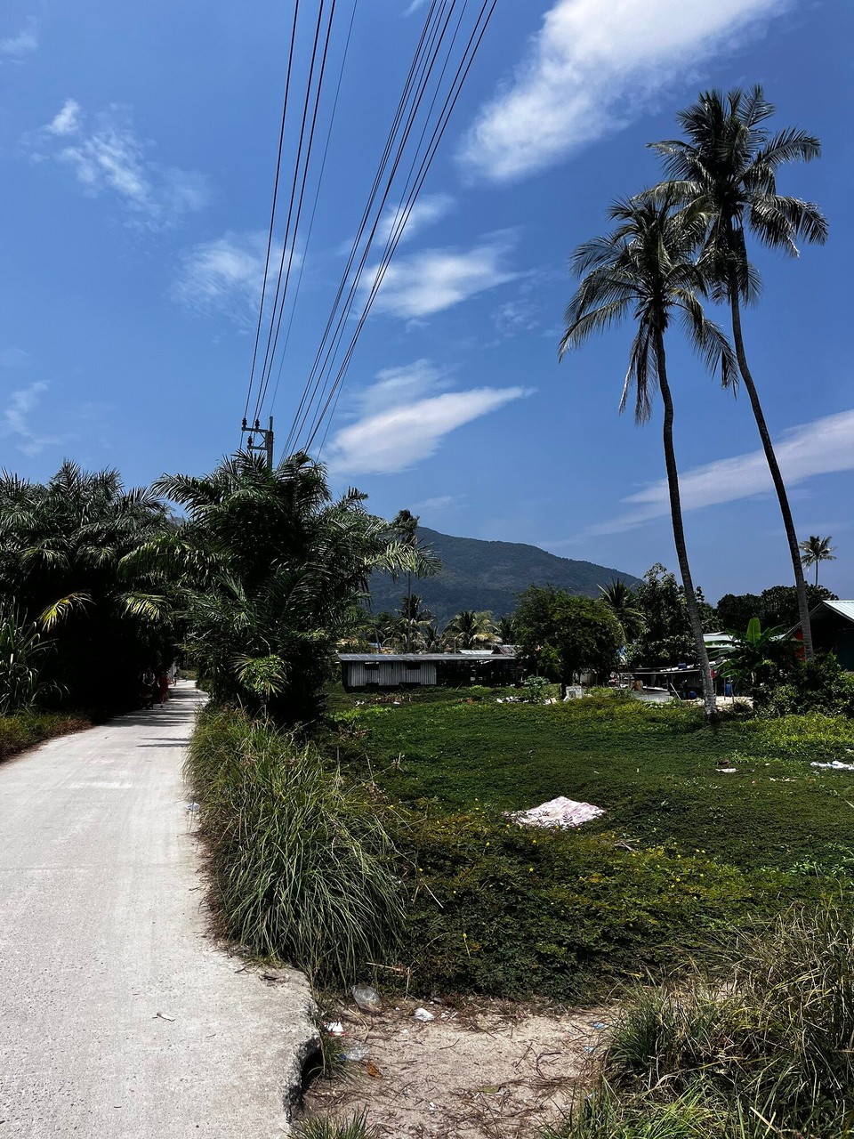 Thailand - Mueang Satun - Such a tiny island giving proper island vibes