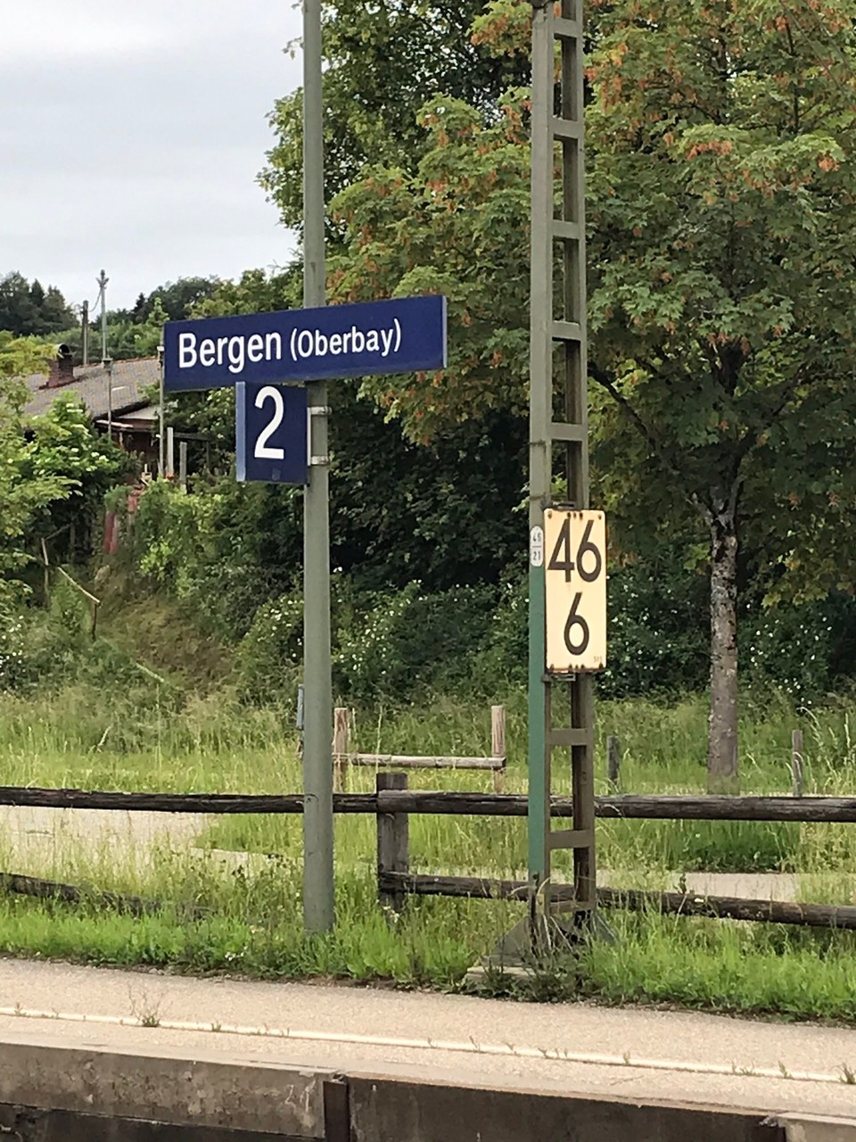 Deutschland - Traunstein - Der rettende Bahnhof 