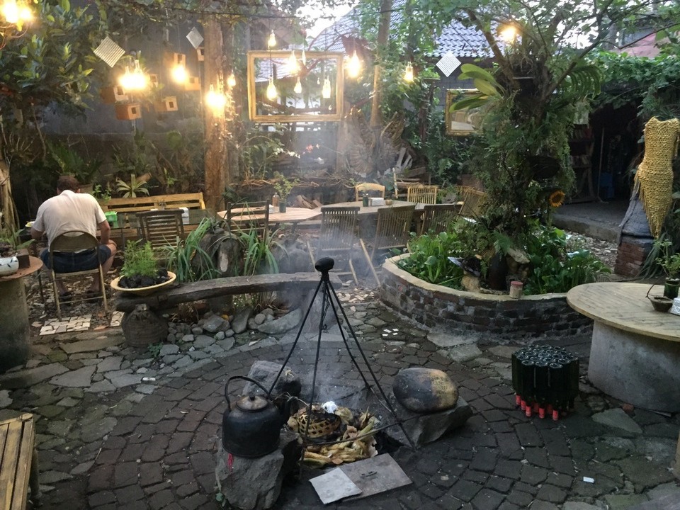  - Indonesien, Gianyar, 80571 - 9 Angels