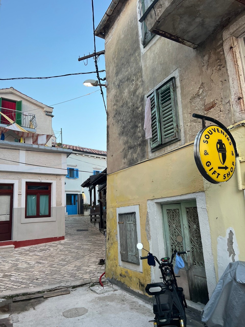 Kroatien - Biograd na Moru - Gässchen von Biograd na Moru