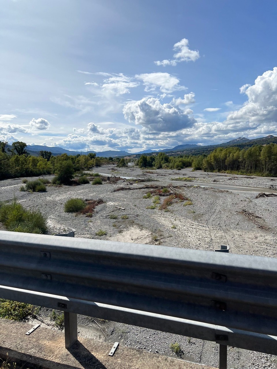 Italien - Padula - Ausgetrocknetes Flussbett