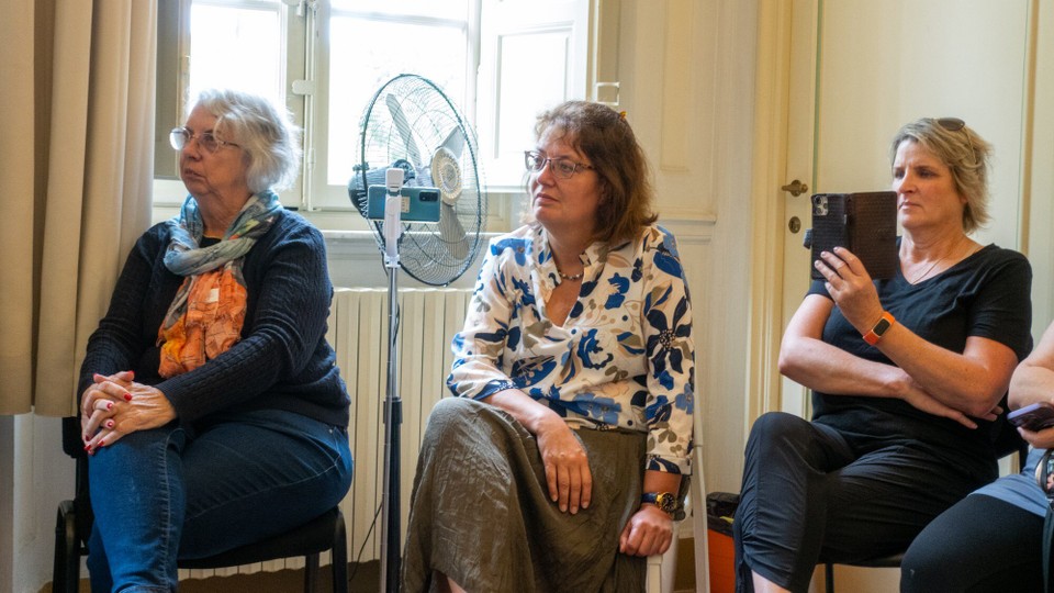 Italien - Lucca - Zunächst hören wir uns alles noch ganz interessiert an