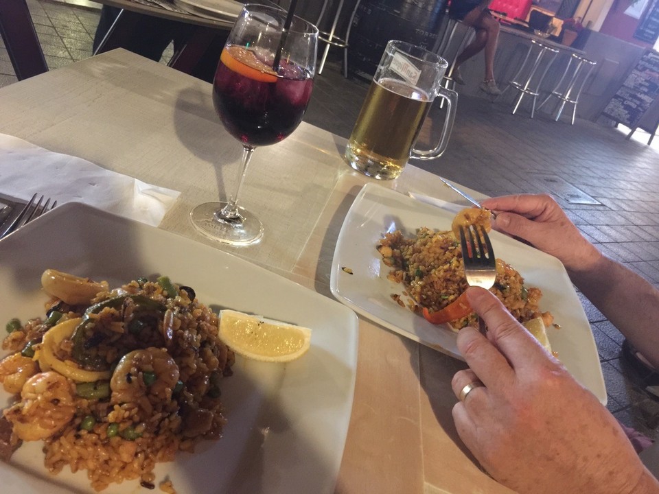  - Spain, Palma de Mallorca - El Puente Restaurant, Palma, Majorca. Paella, Sangria and San Miguel Beer. 