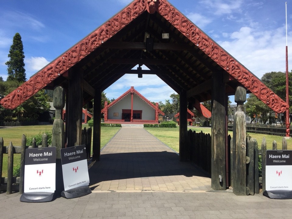 Neuseeland - Waimangu - Maori Versammlungshaus