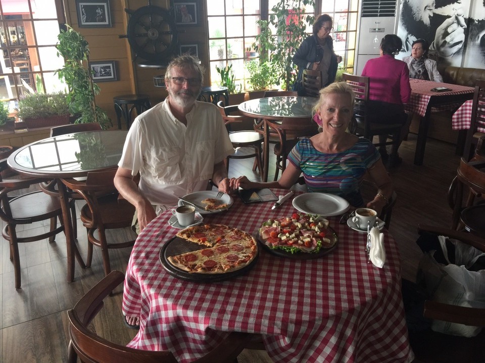  - Albania, Durrës - Los Locos Restaurant, Dürres. Pizza and Antipasto and Cappuccinos. Fabulous 10 Euro meal. 