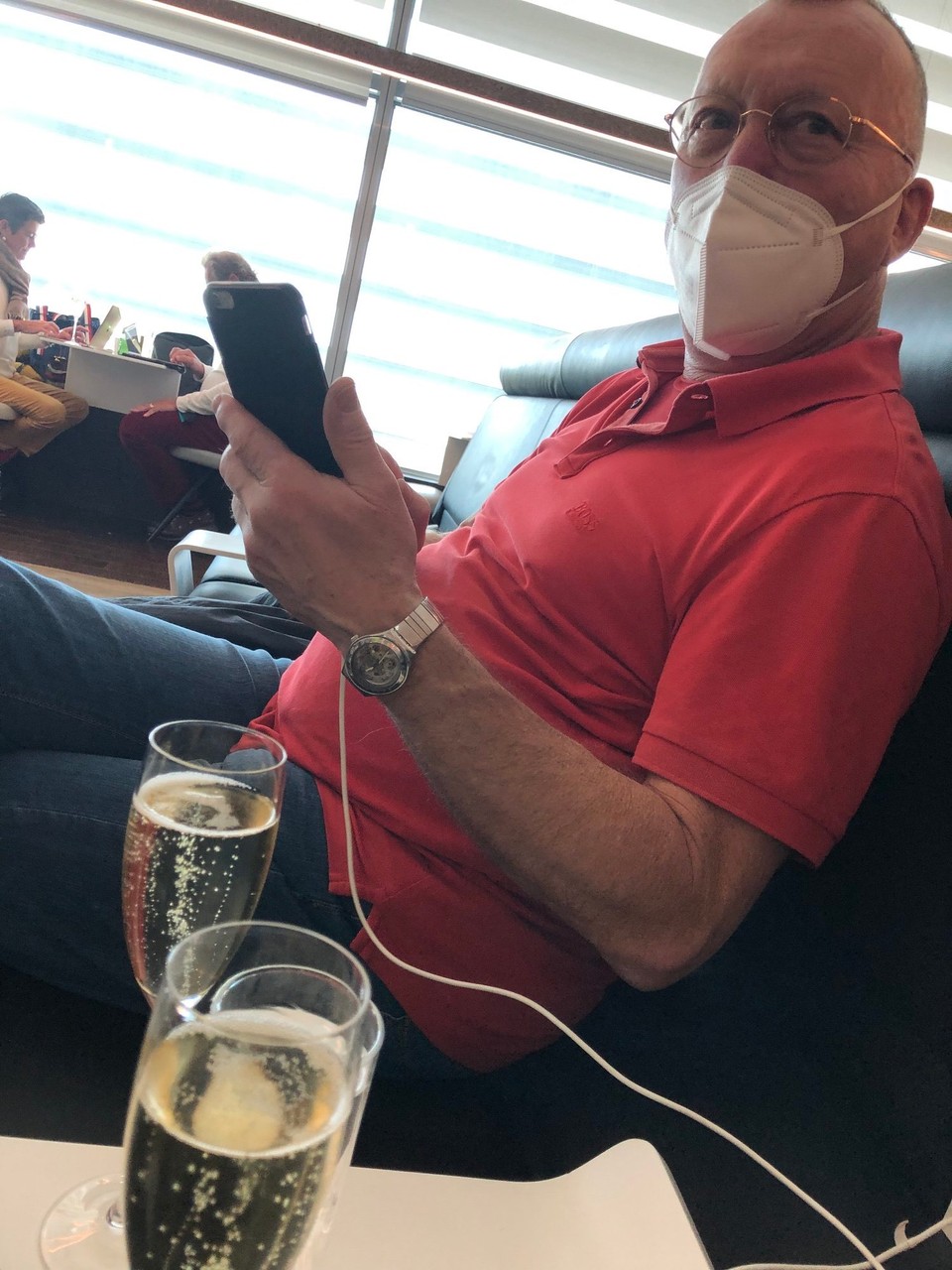 Portugal - Lissabon - Warten in der Lunch bis zum Weiterflug mit der Tap nach Salvador de Bahia