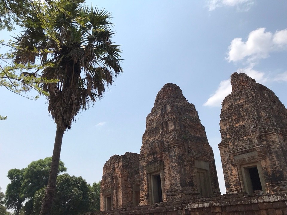 Cambodia - Siem Reap - Pre Rup - one of the smaller ones!