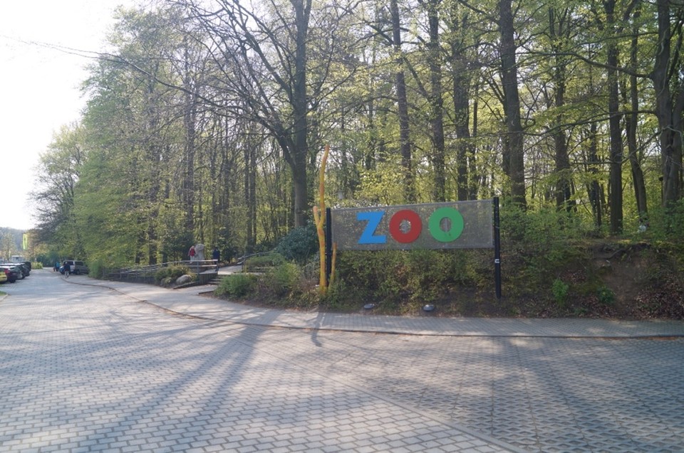 Deutschland - Rostock - Der Hintereingang des Zoo's
