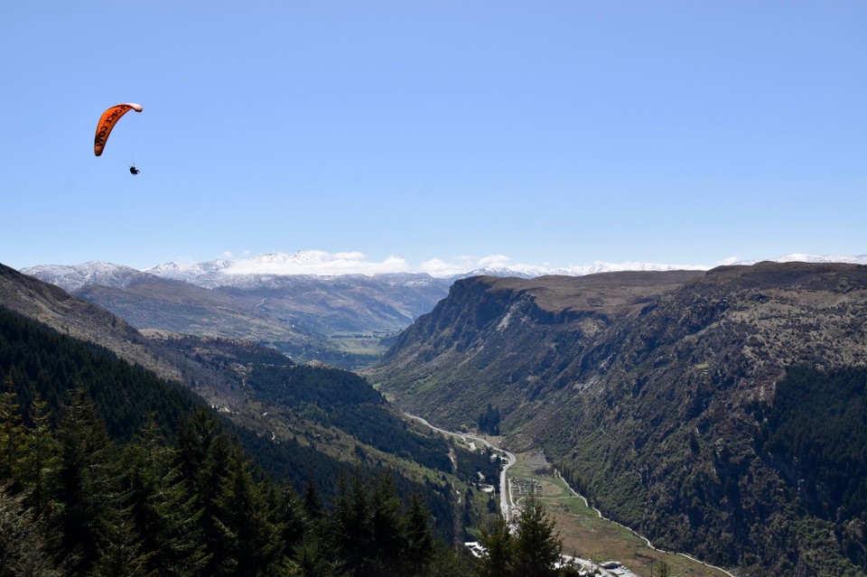 Neuseeland - Queenstown - Belohnt wurden wir mit einem tollen Ausblick auf die umliegenden Berge.
