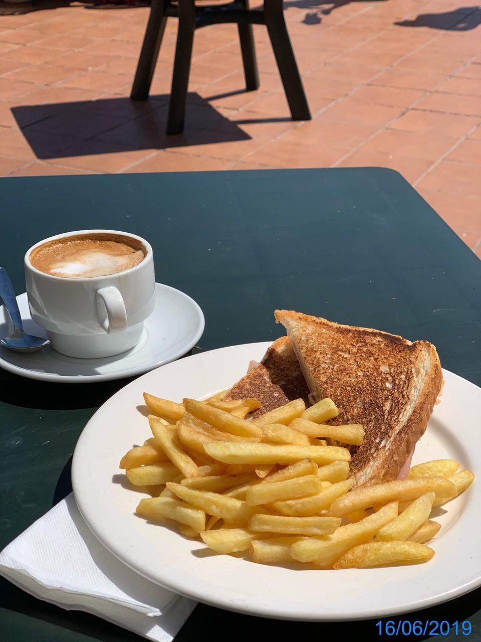 Spanien - Puerto de la Cruz - Kleiner Snack am Nachmittag 