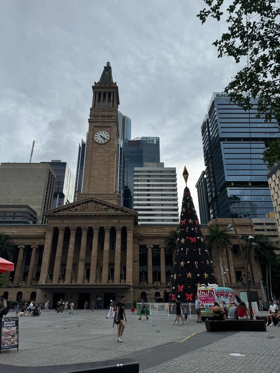 Australien - Brisbane - City Hall bi Tag