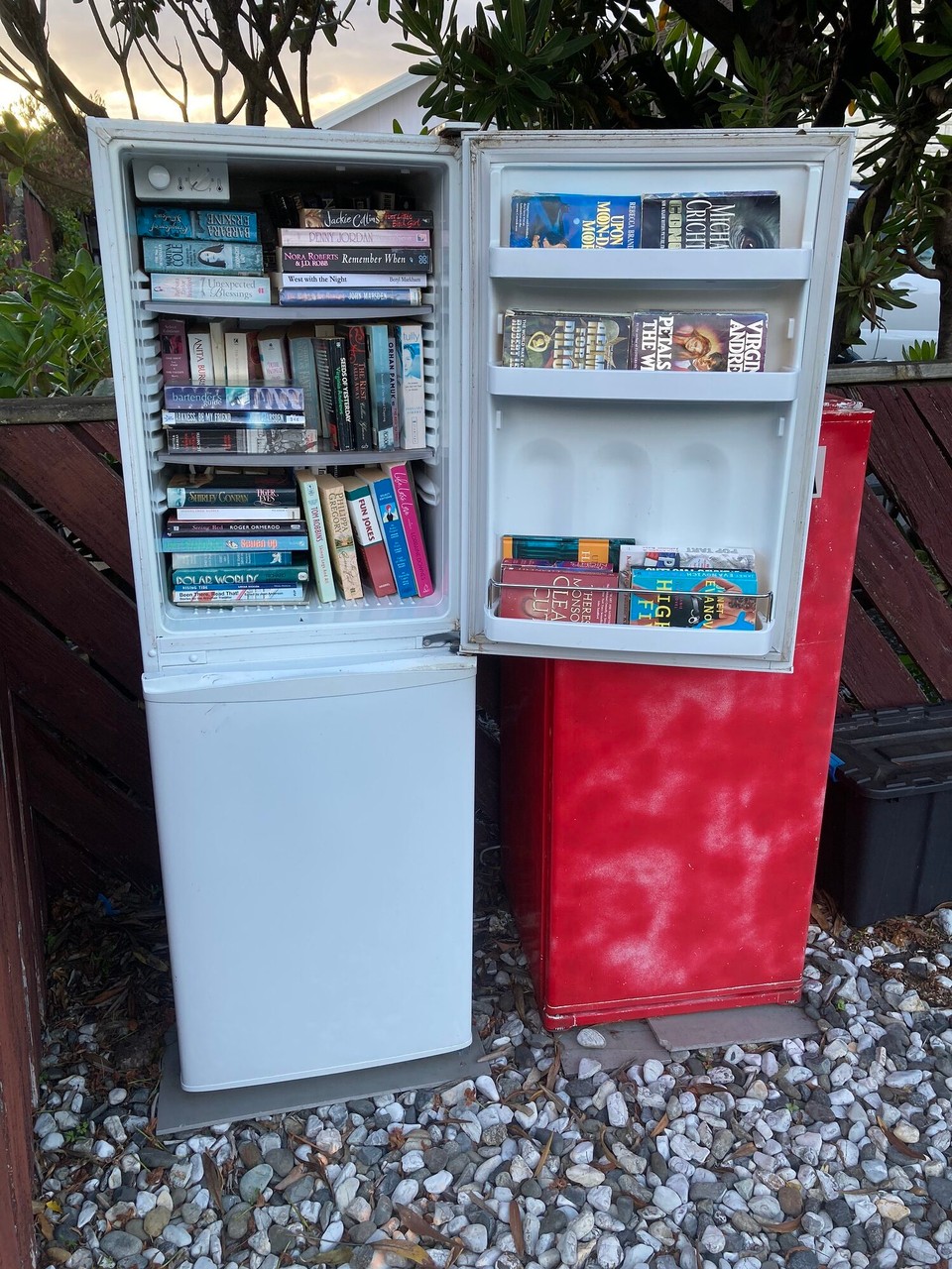 Neuseeland - Picton - Ein Bücherkühlschrank - auch mal was neues 😅🤓