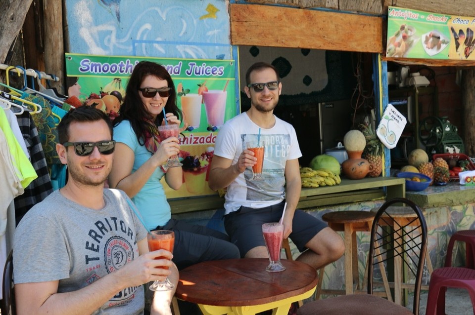 Guatemala - San Pedro La Laguna - Frischer Smoothie, mhmm 