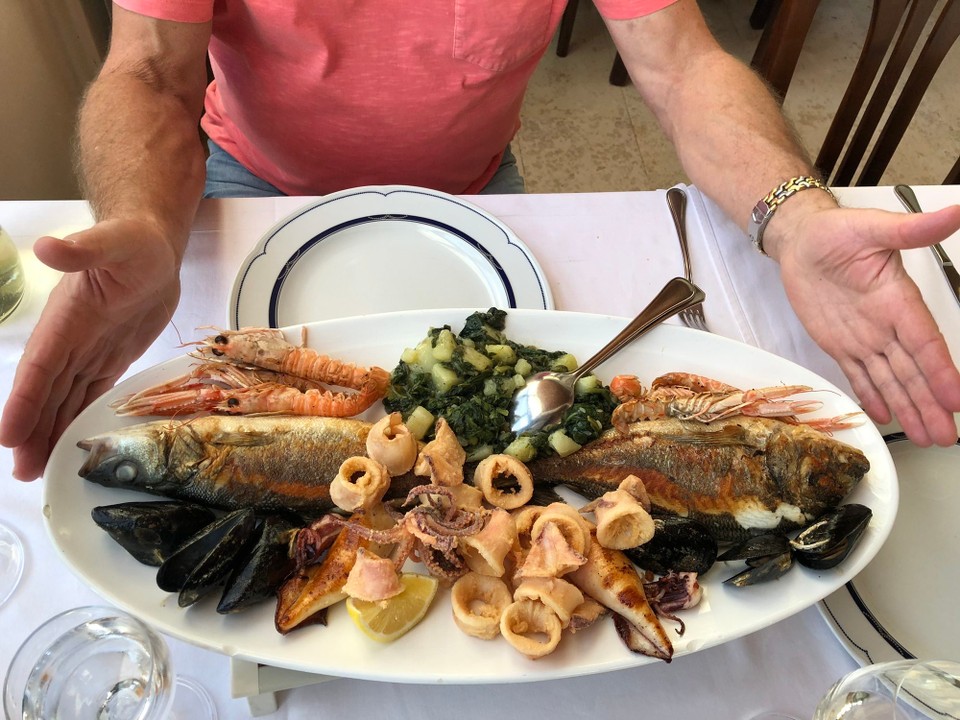 Kroatien - Poreč - Abschiedsessen Fischplatte für 2