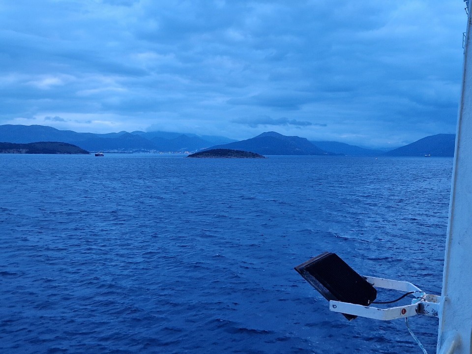 Griechenland - Agios Nikitas - Land in Sicht
