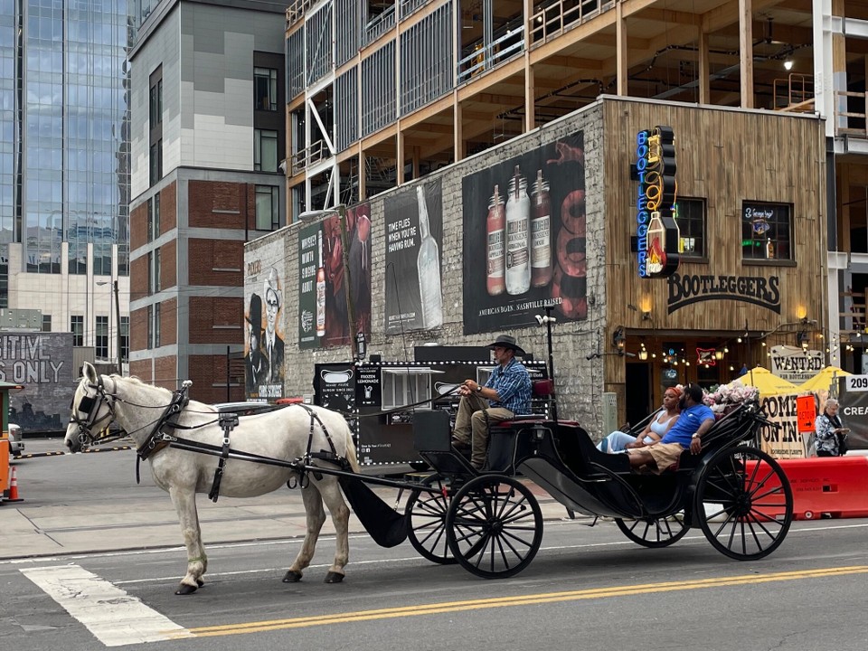 USA - Nashville - Nicht alle fahren grosse Trucks
