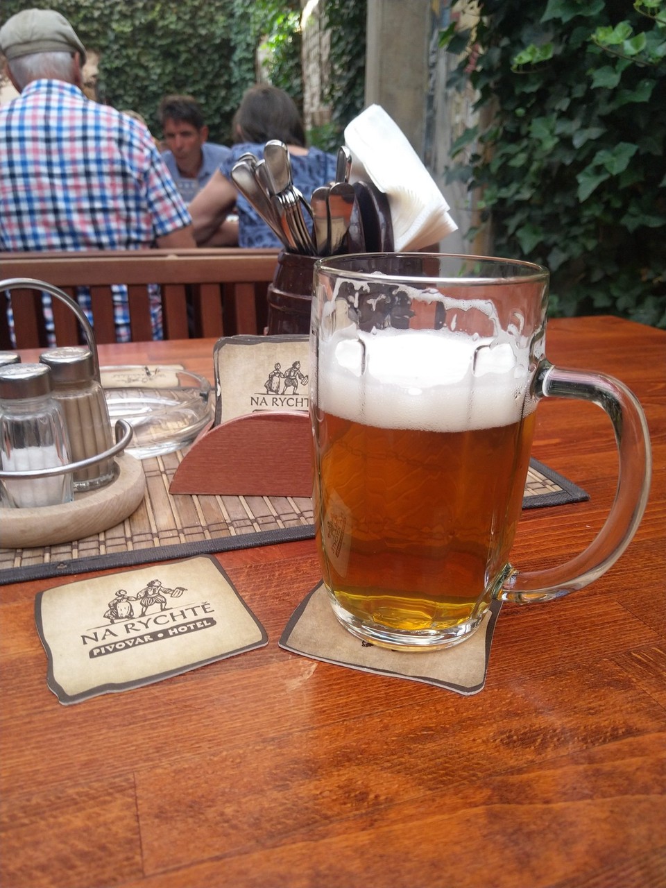 Tschechien - Ústí nad Labem - Nachtrag 3: Das Bier trinke ich auf mein Team im Laden. Danke, ihr Lieben! (Wir hatten heute was dringend zu klären und es hat wieder einmal sensationell gut geklappt.)