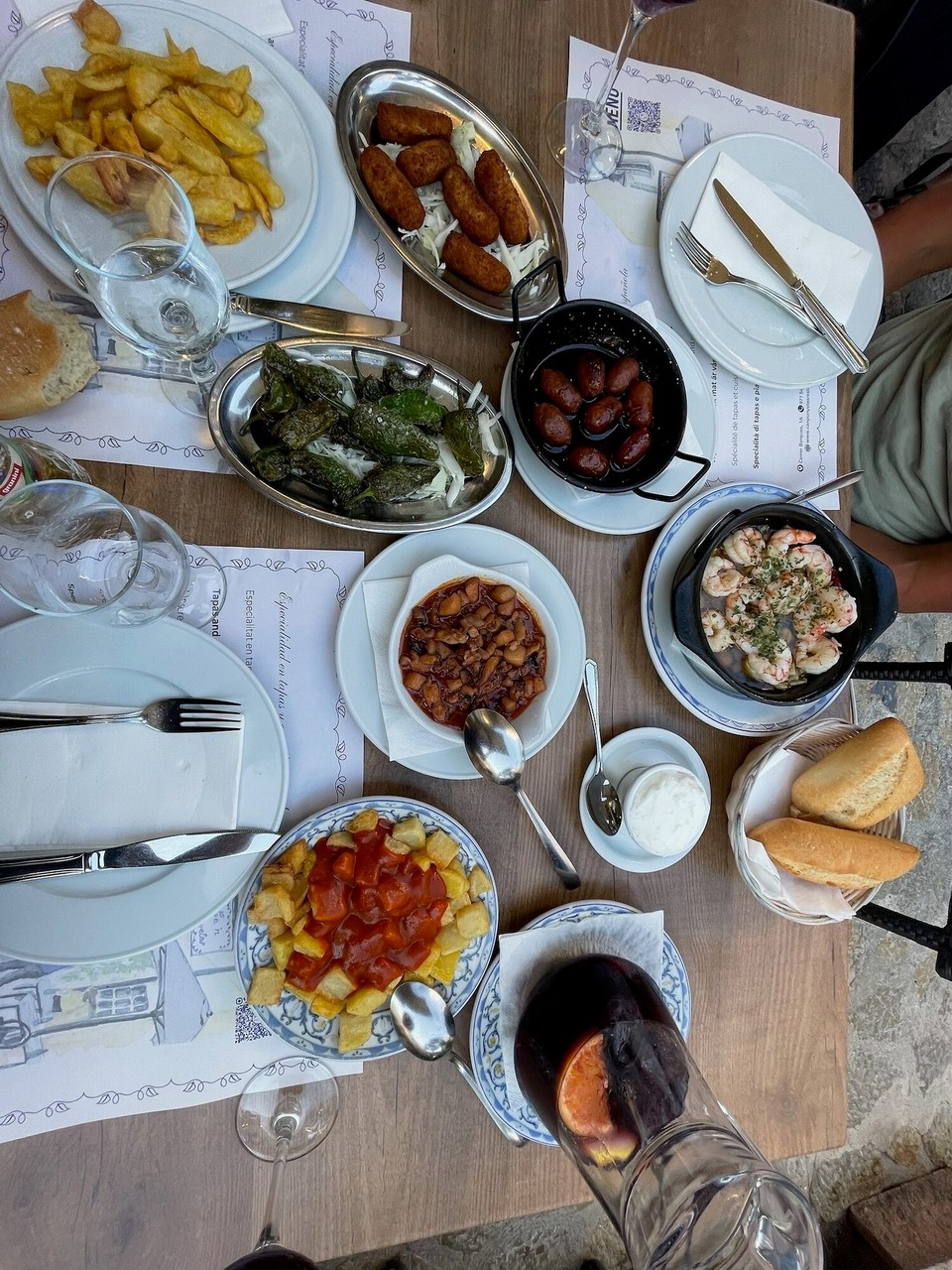 Spanien - Port d'Alcúdia - Anschließend haben wir es uns mit leckeren Tapas nochmal richtig gut gehen lassen.