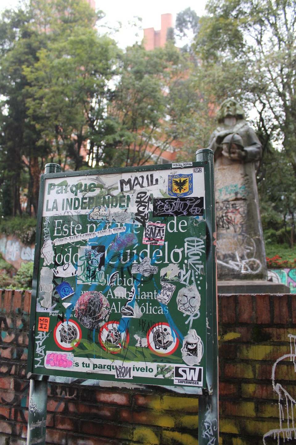 Colombia - Bogotá - Kopernikus und Superwiser