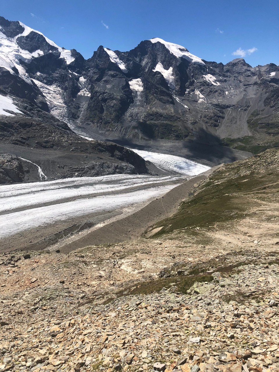 Schweiz - Pontresina - Das war früher im Winter die Gletscherabfahrt, die wir gefahren sind....