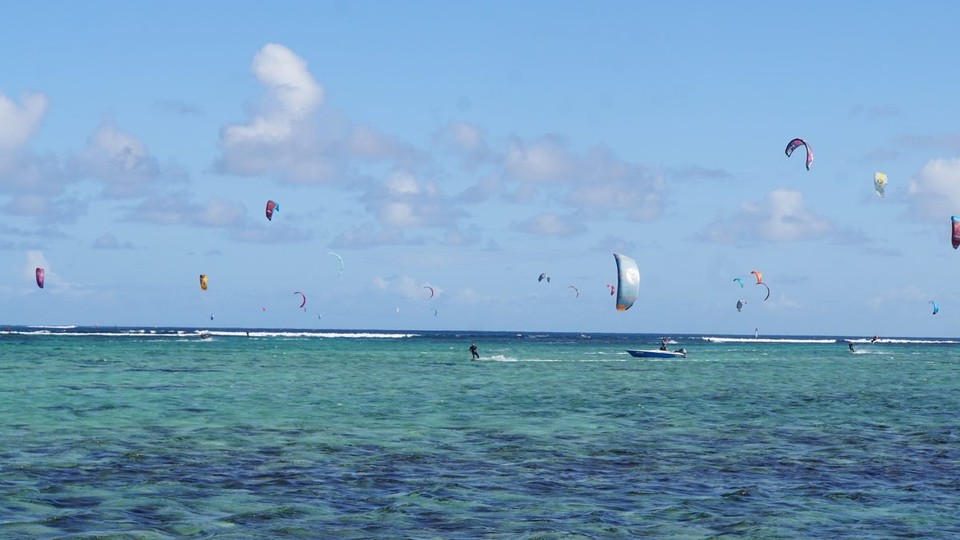 Mauritius -  - Dichtes Gedränge bei,den Kitesurfern