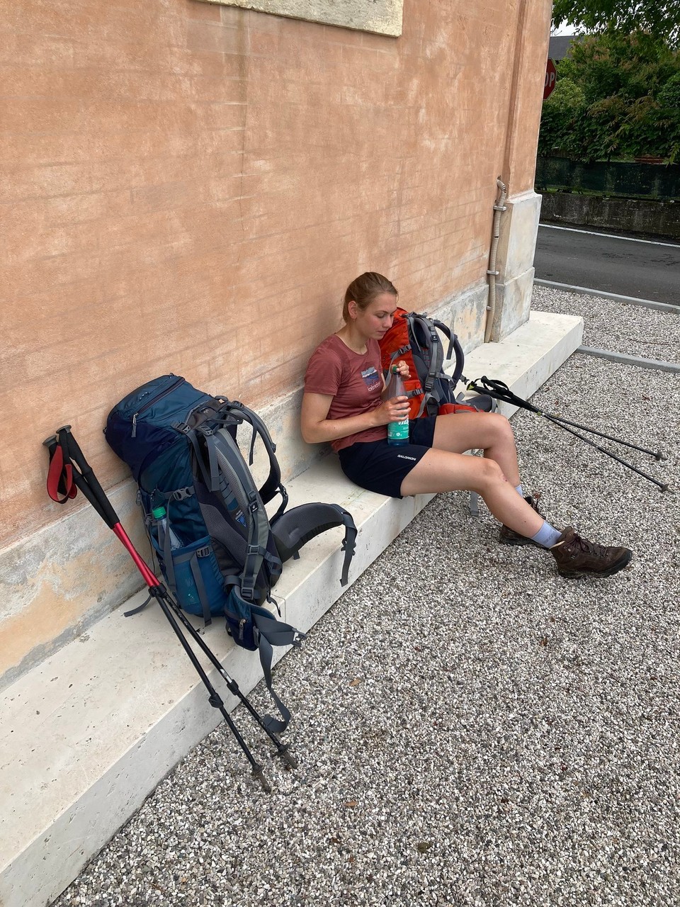 Italien - Susegana - Erst hier, als die Sonne rauskommt, wechseln wir auf die Schattenseite