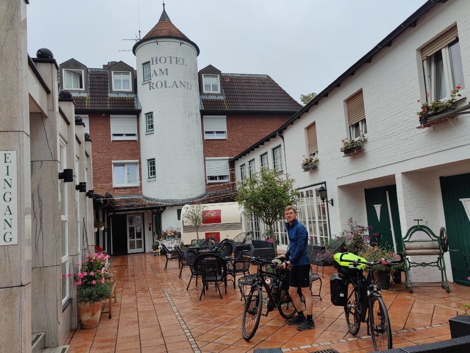 Deutschland - Buchholz in der Nordheide - Abfahrt vom Hotel Freihof am Roland in Wedel 