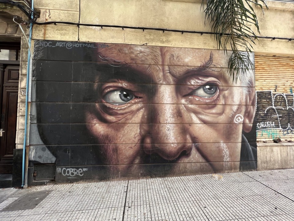 Uruguay - Montevideo - There are some pretty amazing pieces of street art 
