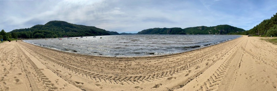 Norwegen - Lyngdal - Am See in Lygndal